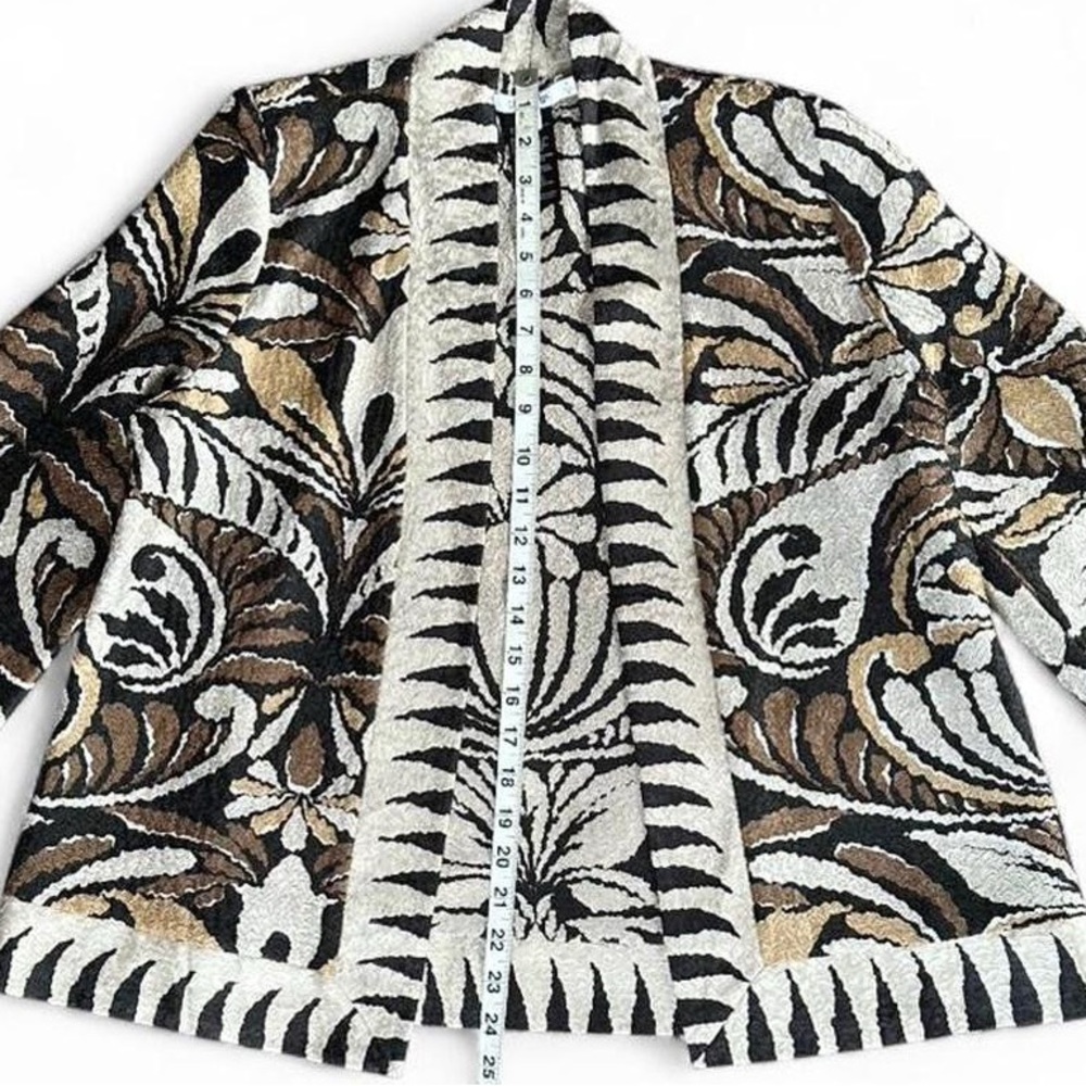 Chico’s Traveler’s Collection reversible crushed print jacket size S (Chico’s 0) - Picture 5 of 9